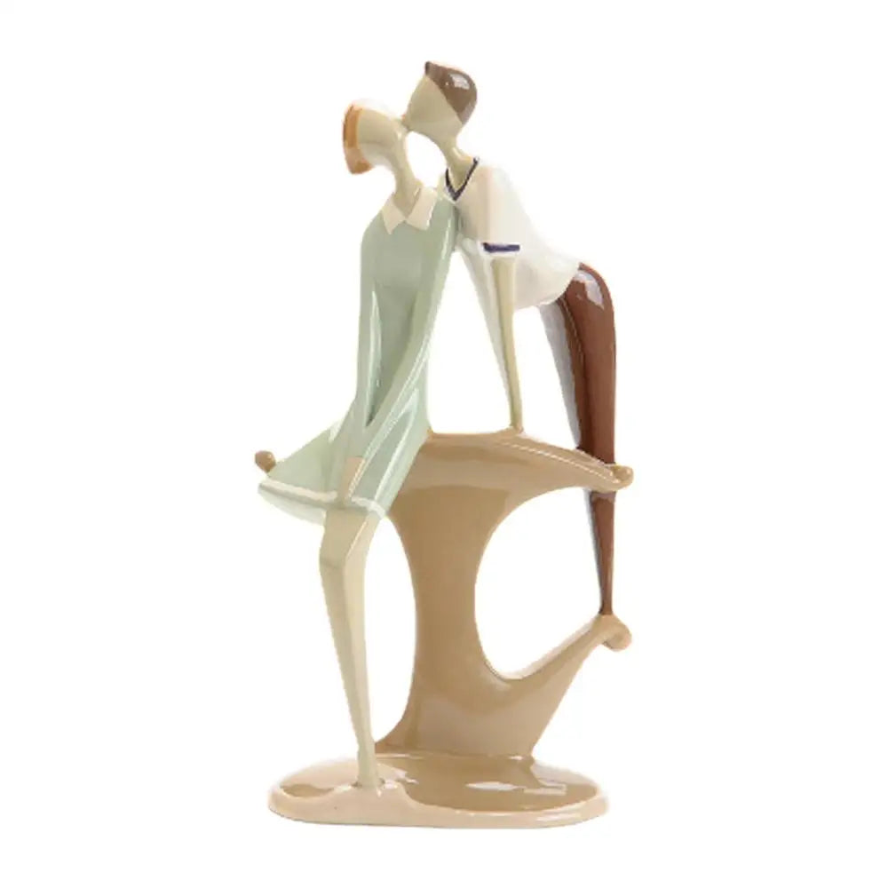 Couple Sculptures Home Decor Wedding Ornament Lovers Statue Romantic Couple Sculpture Collectible Figurines Resin Craft