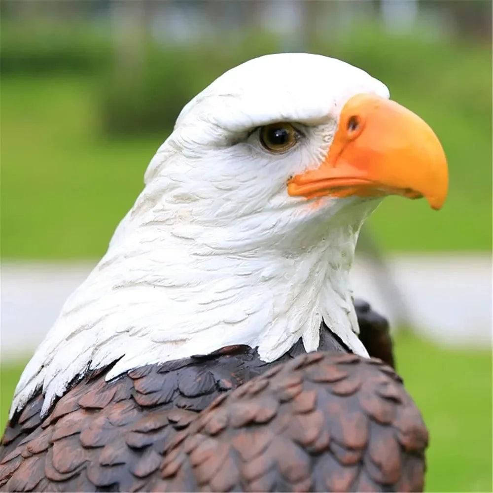 Garden and Yard Statue-Flight of Freedom American Bald Eagle Hanging Bird Statue Hand-Painted Eagle Decor-Bald Eagle Statue